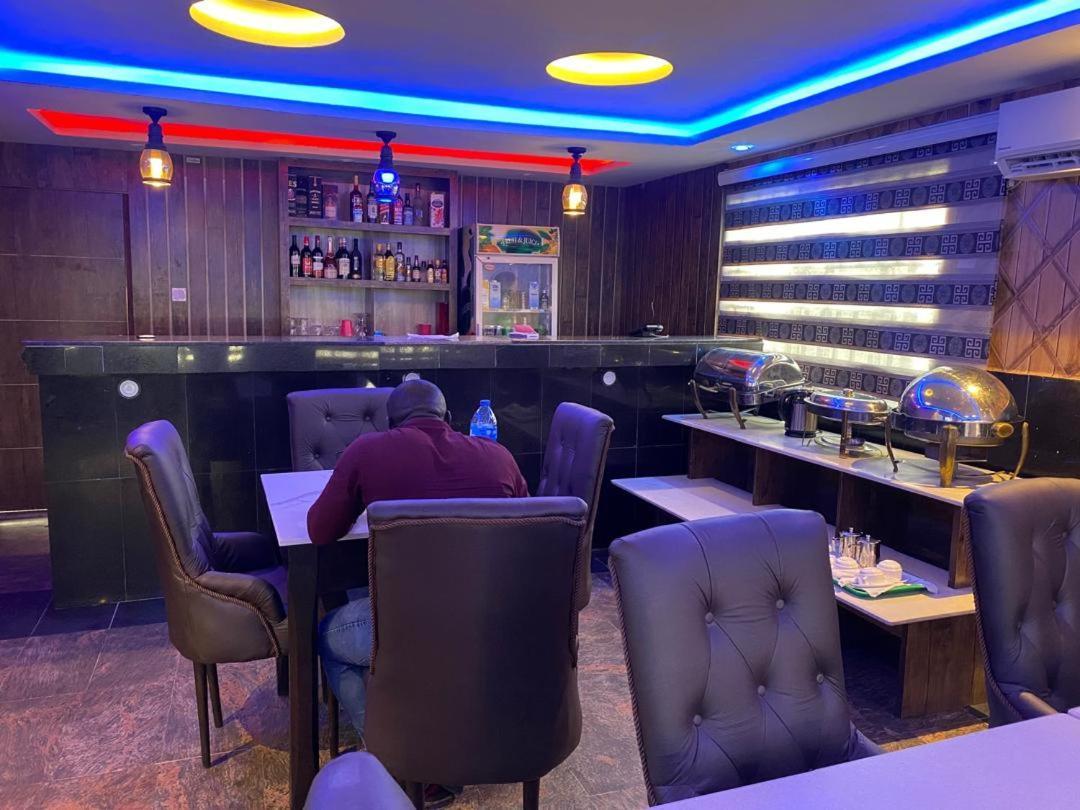 Presken Hotel @Villa Ikeja Eksteriør bilde