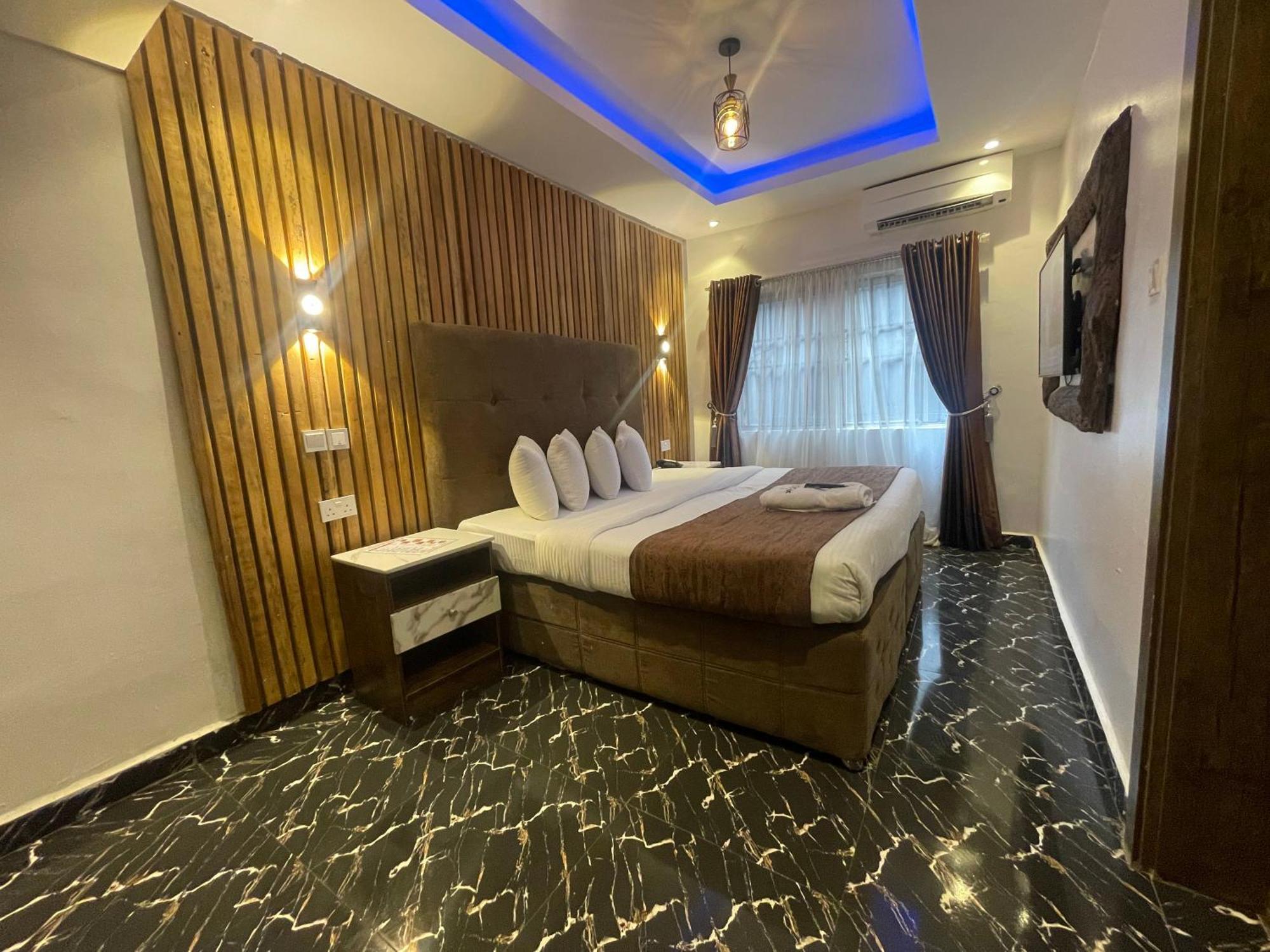Presken Hotel @Villa Ikeja Eksteriør bilde